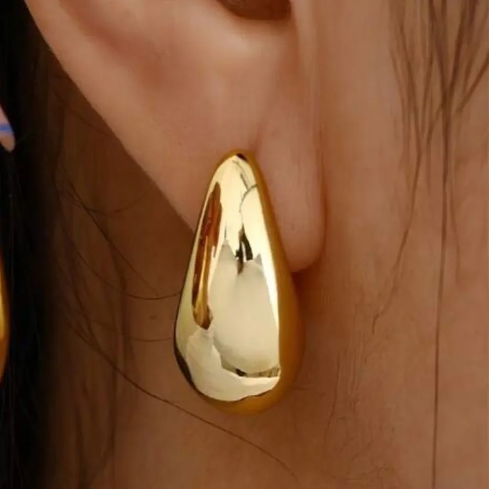Gold Teardrop Earrings A1518